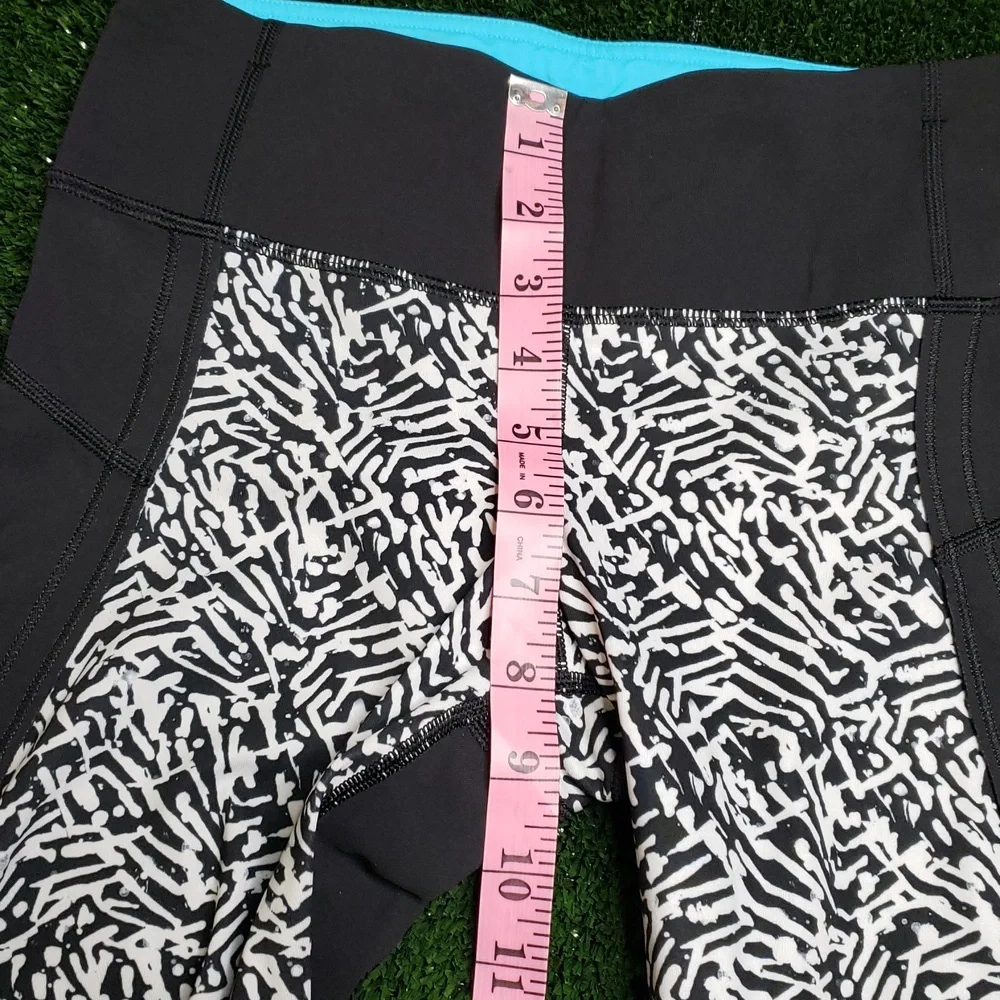 Lululemon Womens Run Top Speed Cropped Leggings Size 4 Fitness Yoga Stretchy